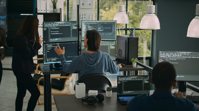 IT professionals working in an international managed services team in Cambodia